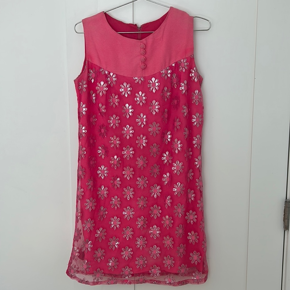 Vintage 60’s mod dress in bright pink